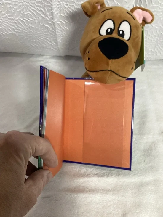 Scooby Doo Kohls Cares “A Halloween Mystery” Book & 9” Sitting Plush NEW - Picture 9 of 11